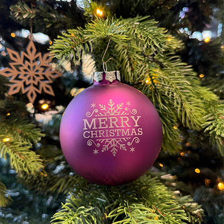 persoonlijke kerstbal met laser graveren
